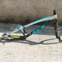 BMX GT EXPERT telaio con forcella BOX XL