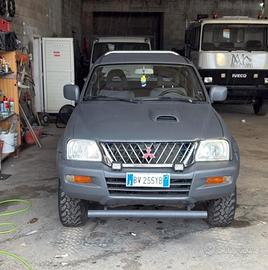 Mitsubishi L200 2002