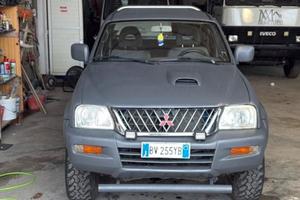 Mitsubishi L200 2002