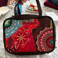 Pochette desigual