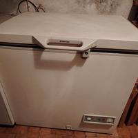 Congelatore pozzetto medio