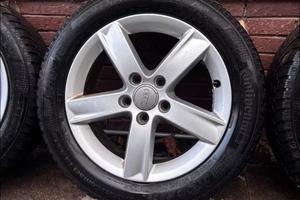 4 cerchi audi 16 pollici con gomme invernali