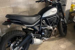 Ducati scrambler icon dark