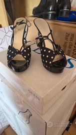 Sandali taglia 40 GUESS