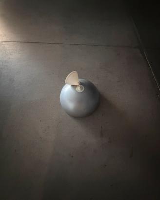 Lampadario a sospesione grigio