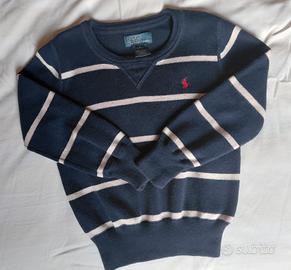 Maglione Ralph Lauren blu a righe bianche.