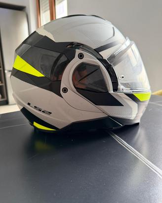 Casco LS2 Advant2