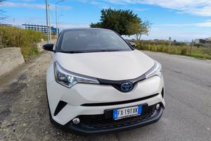 Toyota c-hr (2016-2023) - 2019
