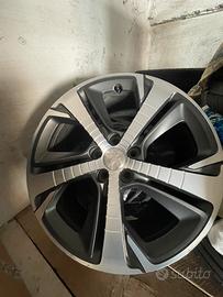 Cerchi originali Peugeot 18”