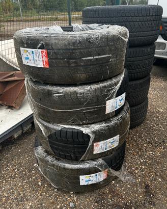 Gomme nuove 275/45/20