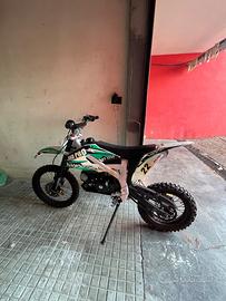 Moto cross