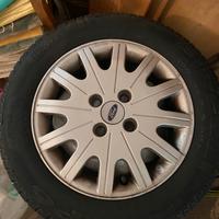 4 cerchi in acciaio Ford + Pirelli 195/60 R15