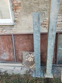 Colonne in ferro zincate