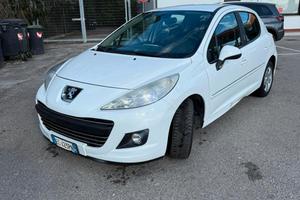 peugeot 207 1,4 benzina 2010