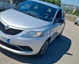 Lancia Ypsilon 1.3 MJT 16V 95 CV 5 porte S&S Silve