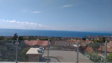 Esclusiva mansarda ultra panoramica