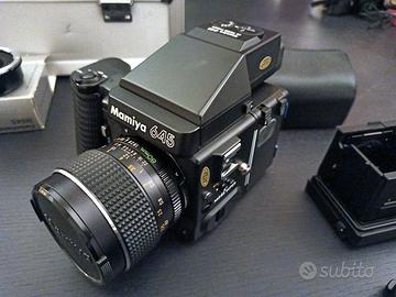 Mamiya 645 Super con valigia e accessori