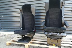 Coppia sedili mercedes actros mp4