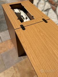 Macchina da cucire pieghevole Singer367 con tavolo