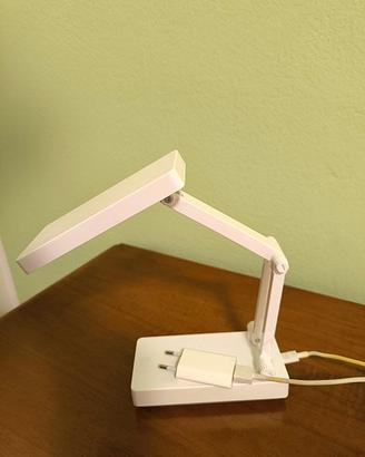 luce comodino a led