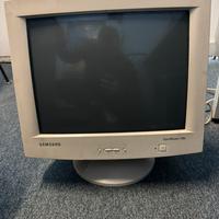 SAMSUNG SyncMaster 750s