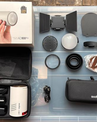 Flash Godox ad100 pro + kit modificatori AK-R1