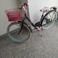 Bici "taglia 24" per bambina praticamente nuova!