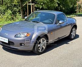 MAZDA MX-5 Roadster Coupé 1.8L Wind
