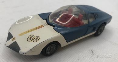 Modellino Chevrolet Corvair Monza GT
