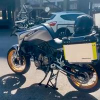 QJ MOTOR SRT 700X  Adventure Touring