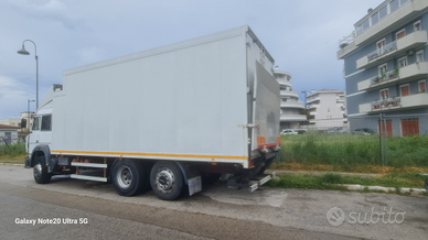 Si vende camion iveco 240 36