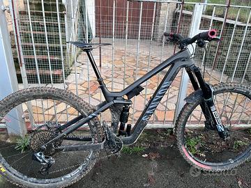 Canyon Strive cfr Underdog