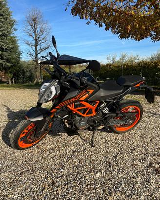 KTM Duke 125