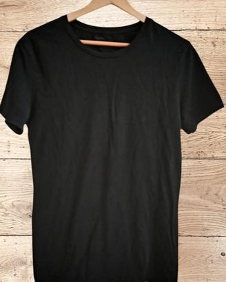 Maglietta nera in cotone. Tezenis. M 