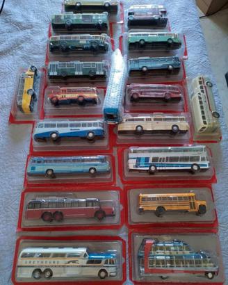 Collezione Modellini autobus dal mondo
