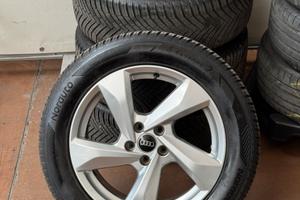 Cerchi e gomme Audi Q3 18 pollici