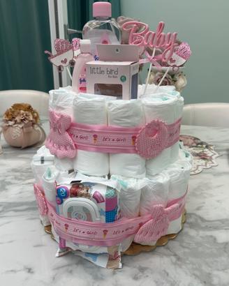 Torta di pannolini per nascita baby shower