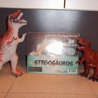 Giochi dinosauri alt. 30 cm + puzzle 3D.