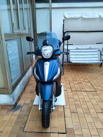 Piaggio Beverly 350 S