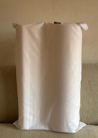 Cuscino - guanciale in schiuma per dormire