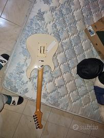 chitarra elettrica +amplificatore 