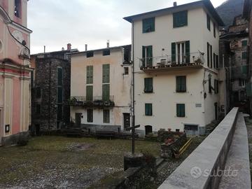 Appartamento in stabile da ristrutturare
