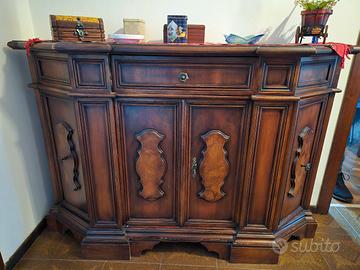 Credenza in Stile Classico - Legno Pregiato