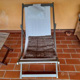 Lettino in legno e tessuto