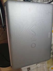 Vari pezzi notebook Sony Vaio