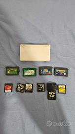 Lotto Nintendo DS + Giochi Game Boy Advance e DS