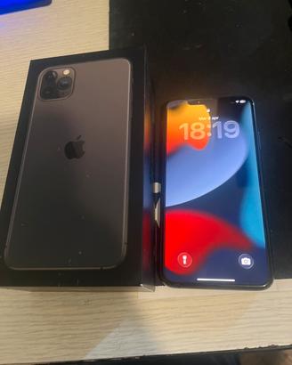Iphone 11 pro max + regali