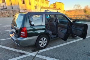 Auto Subaru forester