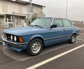 BMW e21