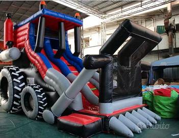 Scivolo Gonfiabile Trattore gigante per bimbi